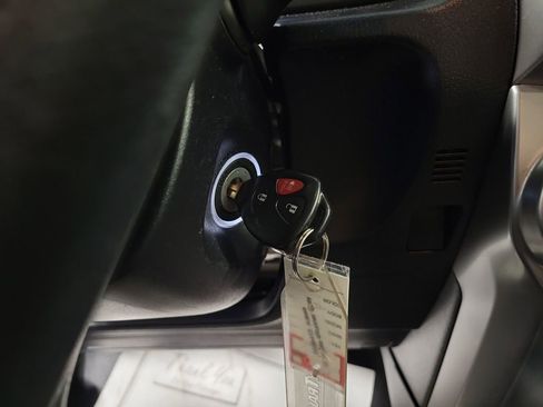 Used 2018 Toyota 4Runner SR5 image 15