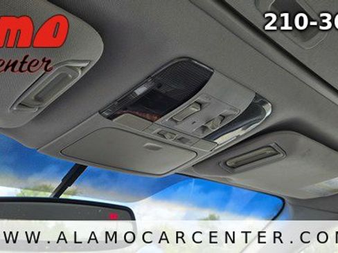 Used 2012 Subaru Legacy 2.5i Limited w/ Illumination Pkg 2 AWD/4WD image 37