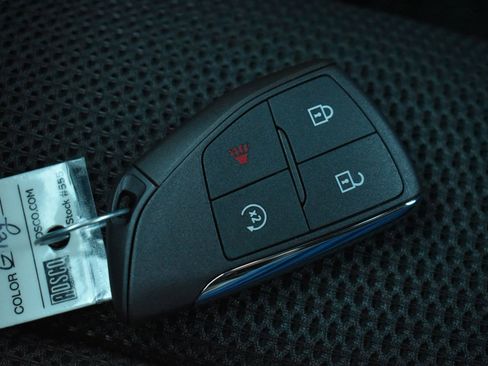 New 2026 GMC Canyon Elevation w/ Convenience Package image 33