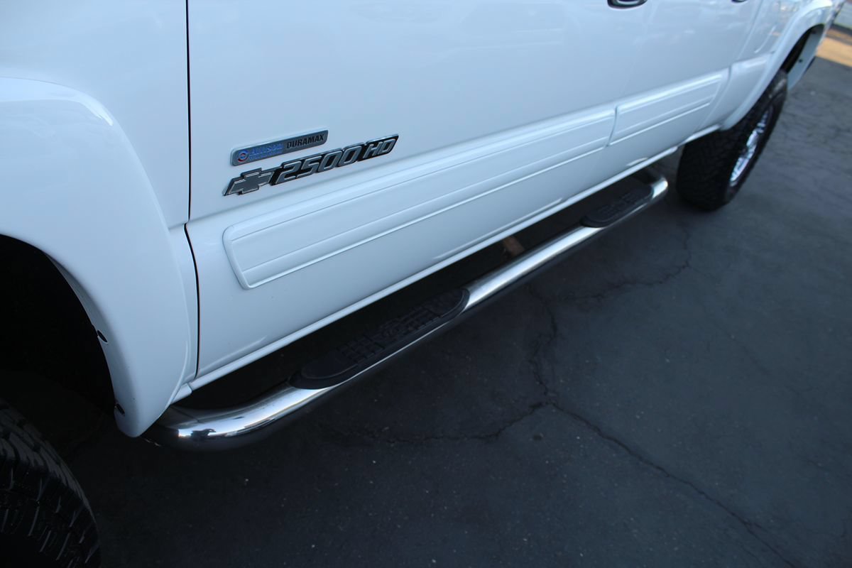 Used 2007 Chevrolet Silverado 2500 LT w/ Heavy-Duty Power Package AWD/4WD image 13