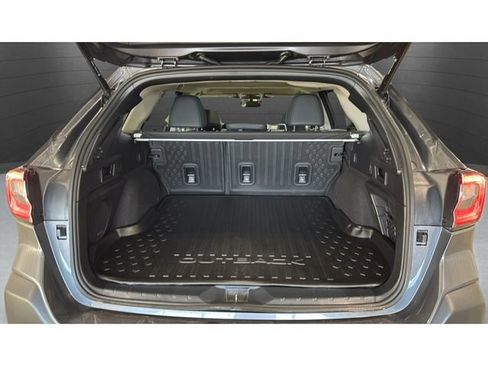 Used 2025 Subaru Outback Onyx Edition XT w/ Popular Package #2 image 27