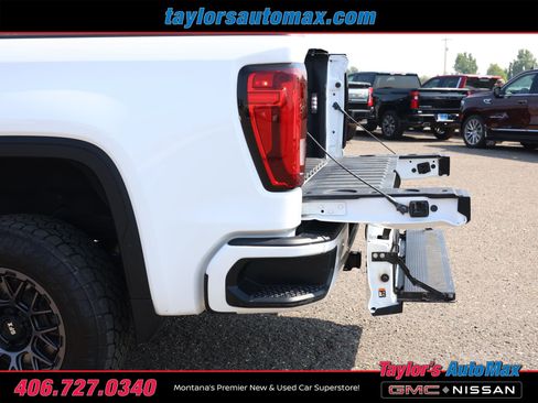 Used 2022 GMC Sierra 1500 AT4X image 51