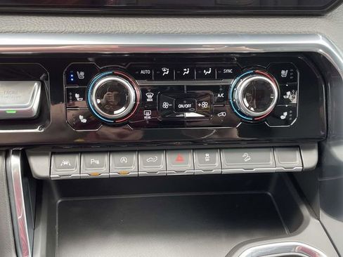 New 2026 GMC Sierra 1500 Denali w/ Denali Reserve Package AWD/4WD image 28