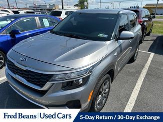 Used 2021 Kia Seltos LX AWD/4WD video 1