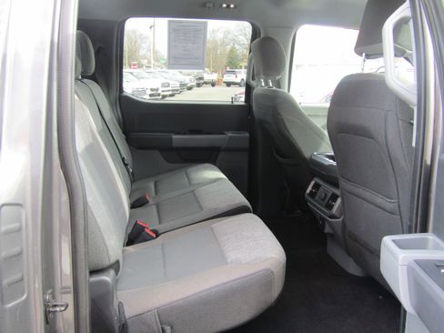 Used 2021 Ford F150 XLT w/ XTR Package image 18