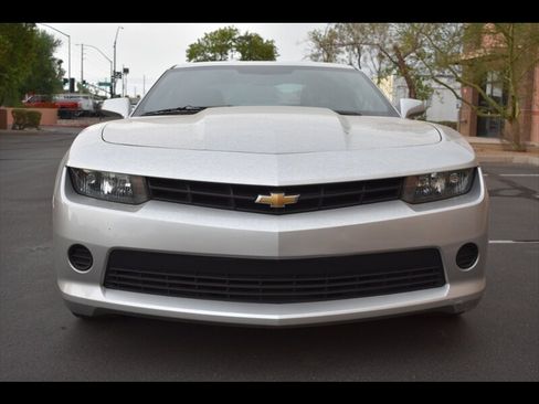 Used 2015 Chevrolet Camaro LS RWD image 7