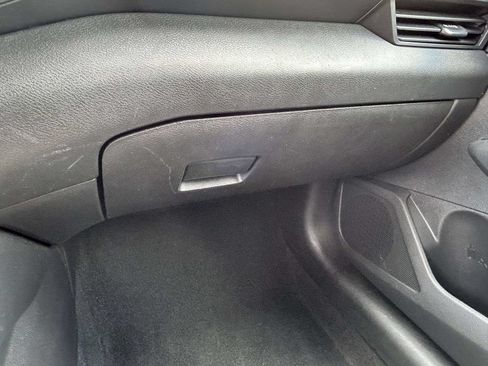 Used 2024 Nissan Altima 2.5 SV FWD image 27