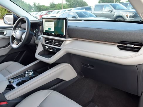 New 2026 Ford Explorer Active w/ Active Comfort Package RWD image 22