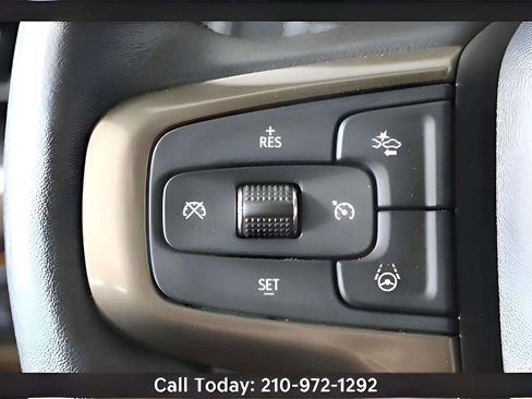 Used 2024 Chevrolet Tahoe High Country w/ Advanced Technology Package image 23