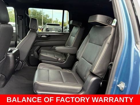 Used 2025 Chevrolet Suburban Premier RWD image 15