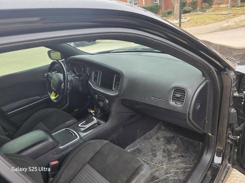 Used 2020 Dodge Charger R/T w/ Performance Handling Group image 17