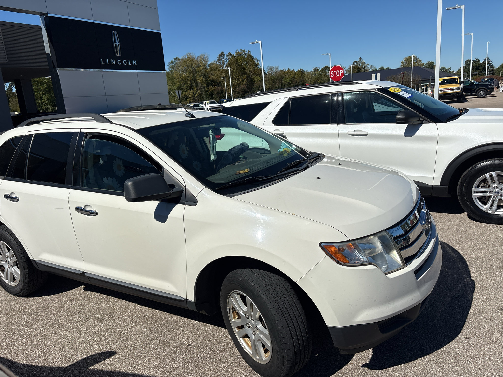 Used 2009 Ford Edge SE FWD image 2