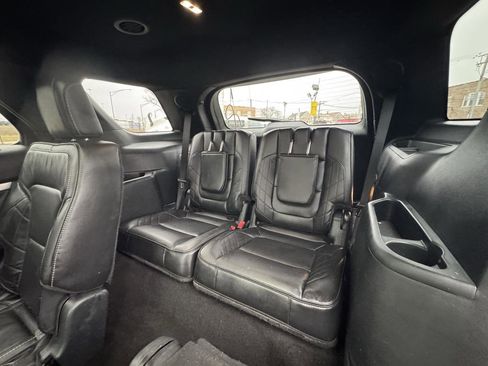Used 2018 Ford Explorer Platinum image 20