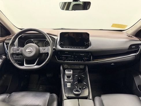 Used 2023 Nissan Rogue SL w/ SL Premium Package image 14