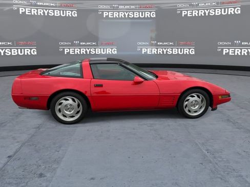 Used 1994 Chevrolet Corvette Coupe RWD image 9