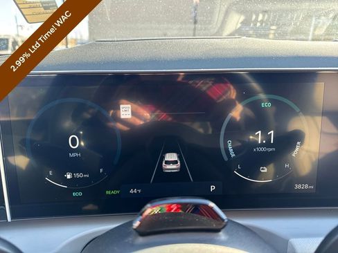 Certified 2025 Hyundai Tucson Limited image 50