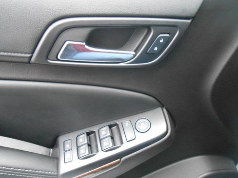 Used 2016 Chevrolet Tahoe LS image 22