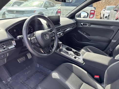 Used 2024 Honda Civic Sport image 13