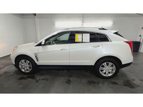 Used 2011 Cadillac SRX Luxury FWD image 5