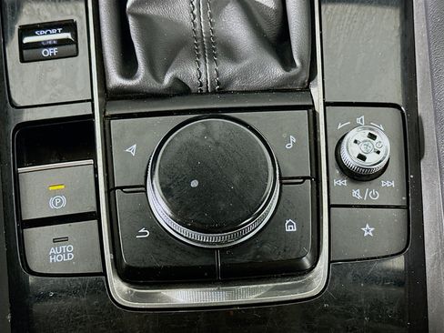 Used 2025 MAZDA MAZDA3 s image 26