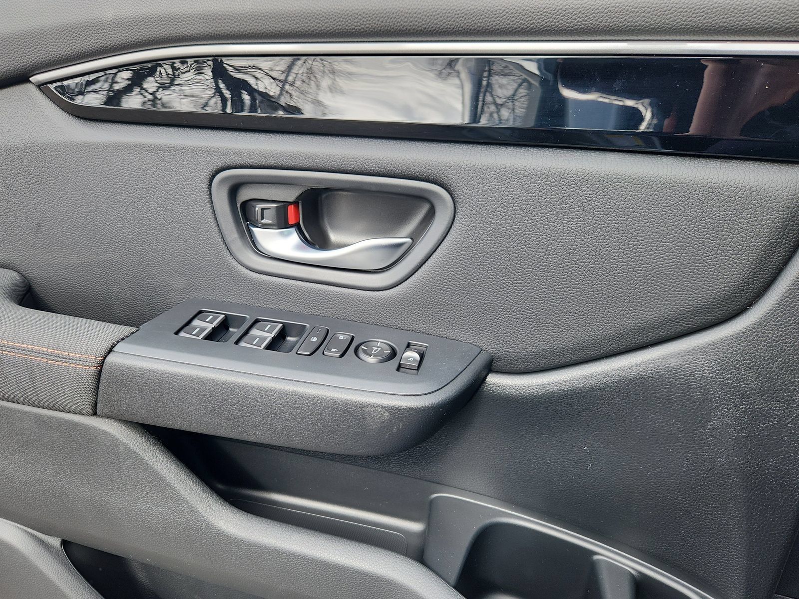 New 2026 Honda Pilot Sport image 10