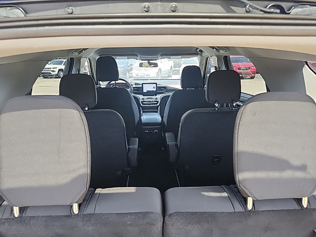 Used 2023 Ford Explorer XLT RWD image 29
