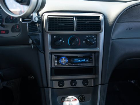 Used 2004 Ford Mustang Mach 1 image 24