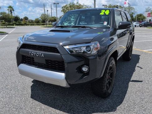 Certified 2024 Toyota 4Runner TRD Off-Road Premium w/ Moonroof Package AWD/4WD image 8
