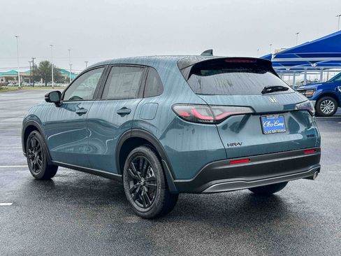 New 2026 Honda HR-V Sport image 8