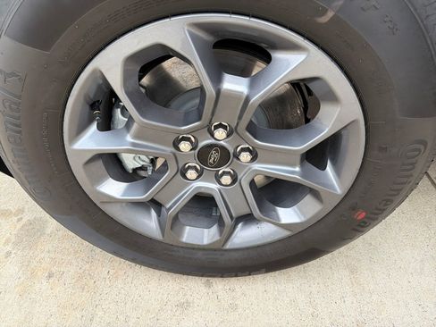 New 2026 Ford Maverick XLT image 25