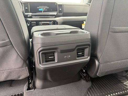 New 2026 Chevrolet Silverado 1500 LT image 39
