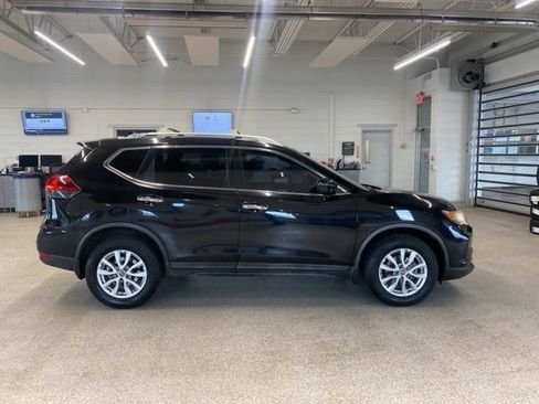Used 2020 Nissan Rogue SV AWD/4WD image 4