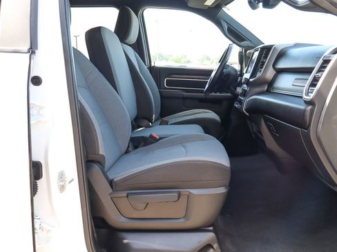 Used 2024 RAM 3500 Big Horn image 30