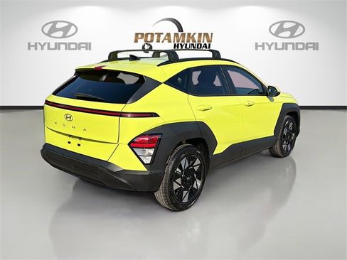 Certified 2025 Hyundai Kona SEL image 5