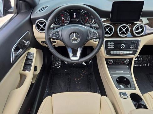 Used 2018 Mercedes-Benz CLA 250 image 12