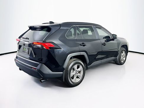 Used 2025 Toyota RAV4 XLE image 9