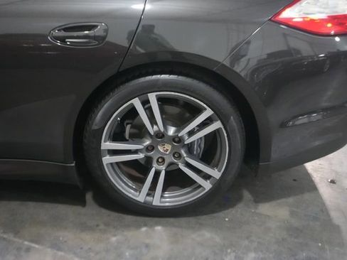 Used 2011 Porsche Panamera 4 image 10