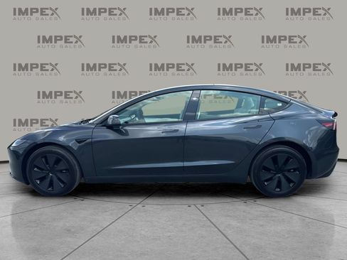 Used 2025 Tesla Model 3 Long Range RWD image 2
