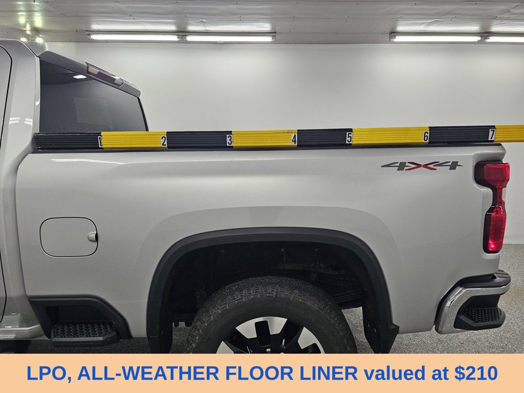 Used 2019 Chevrolet Silverado 2500 W/T AWD/4WD image 10