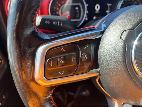 Used 2021 Jeep Wrangler Unlimited Rubicon image 29