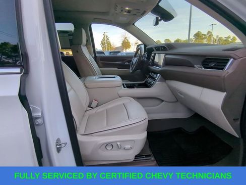 Used 2021 GMC Yukon Denali w/ Denali Premium Package image 48