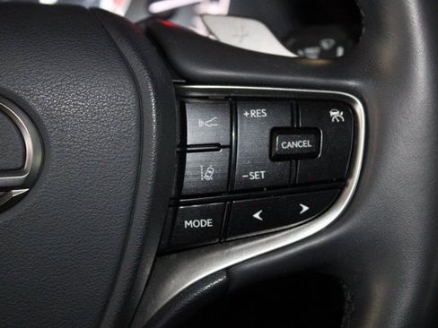 Certified 2023 Lexus ES 350 w/ Premium Package image 17