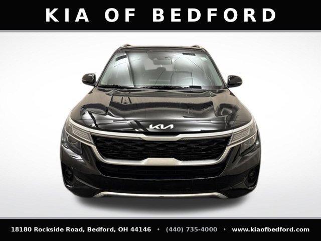 Certified 2023 Kia Seltos EX AWD/4WD image 2