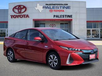 Used 2018 Toyota Prius Prime Premium video 1