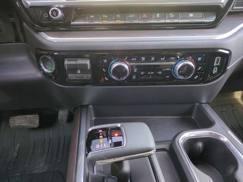 New 2026 GMC Sierra 1500 SLT w/ SLT Premium Plus Package image 14