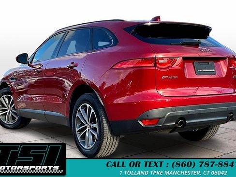 Used 2018 Jaguar F-PACE Premium image 13