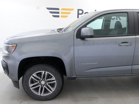 Used 2021 Chevrolet Colorado W/T w/ Custom Special Edition image 4