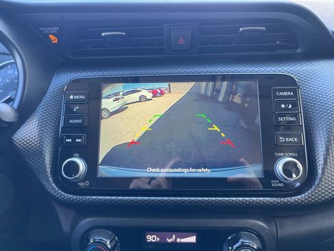 Used 2021 Nissan Kicks SV image 31