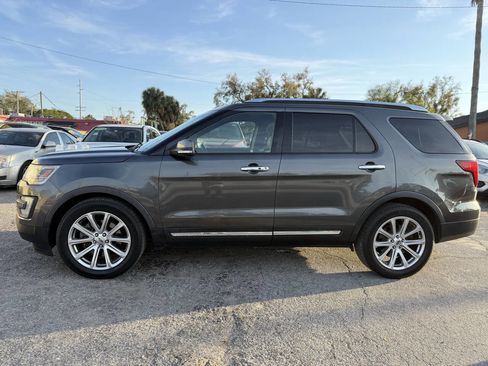 Used 2016 Ford Explorer Limited image 4