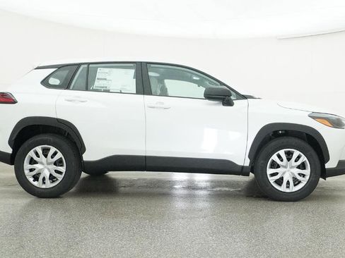 Used 2026 Toyota Corolla Cross L image 84